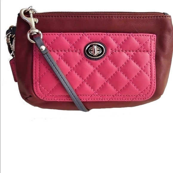 COACH PARK QUILTED LEATHER MEDIUM WRISTLET Style: F50097 - Picture 1 of 8
